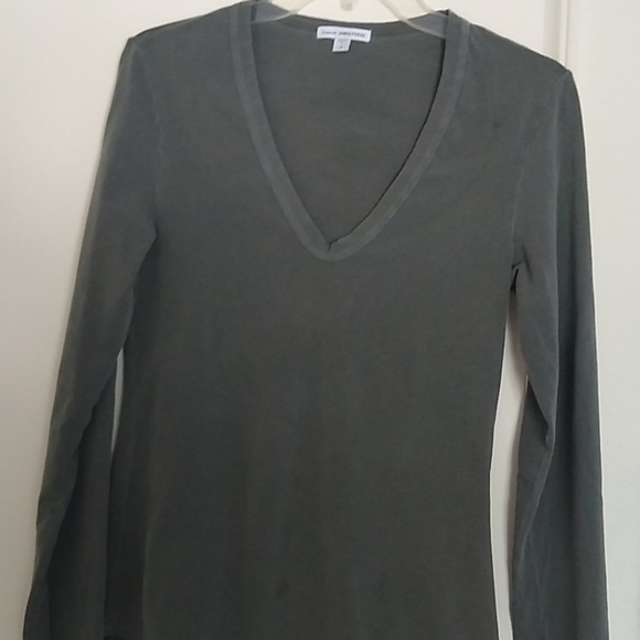 GENTLY worn grey green James Perse blouse. - Picture 3 of 3